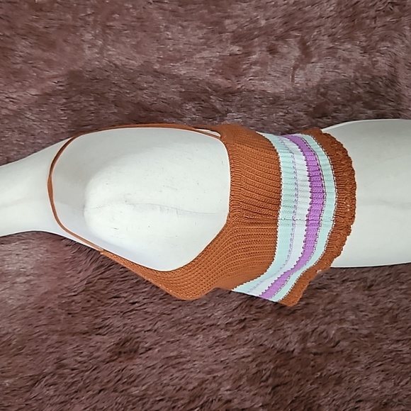 No Comment Sweater Crop Tank Top NWT - Picture 2 of 5